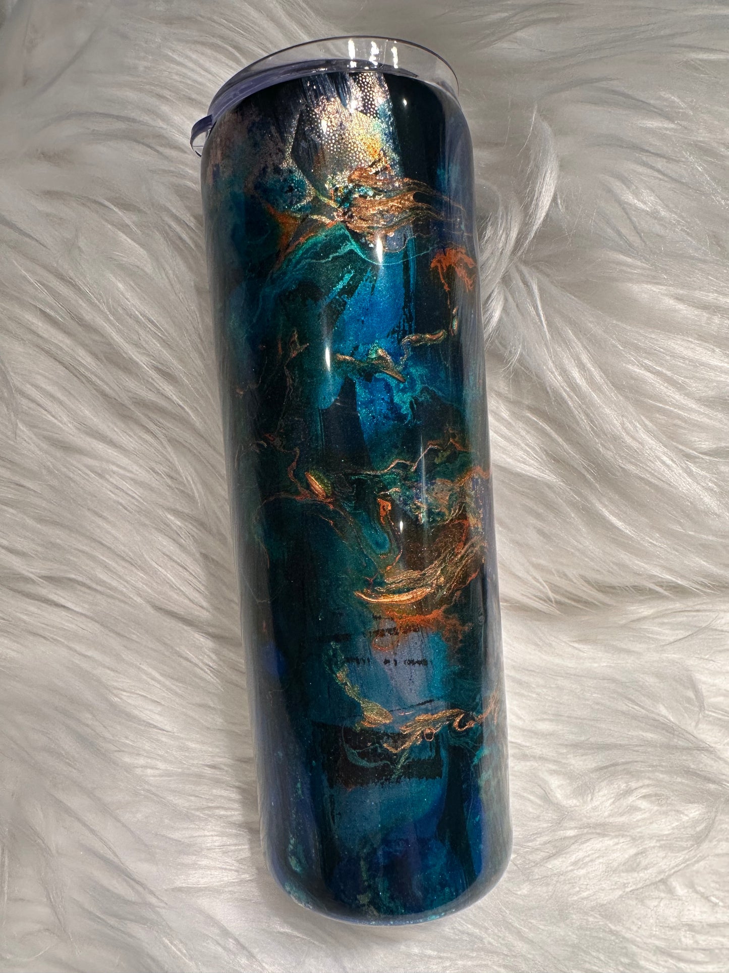 Swirl tumbler