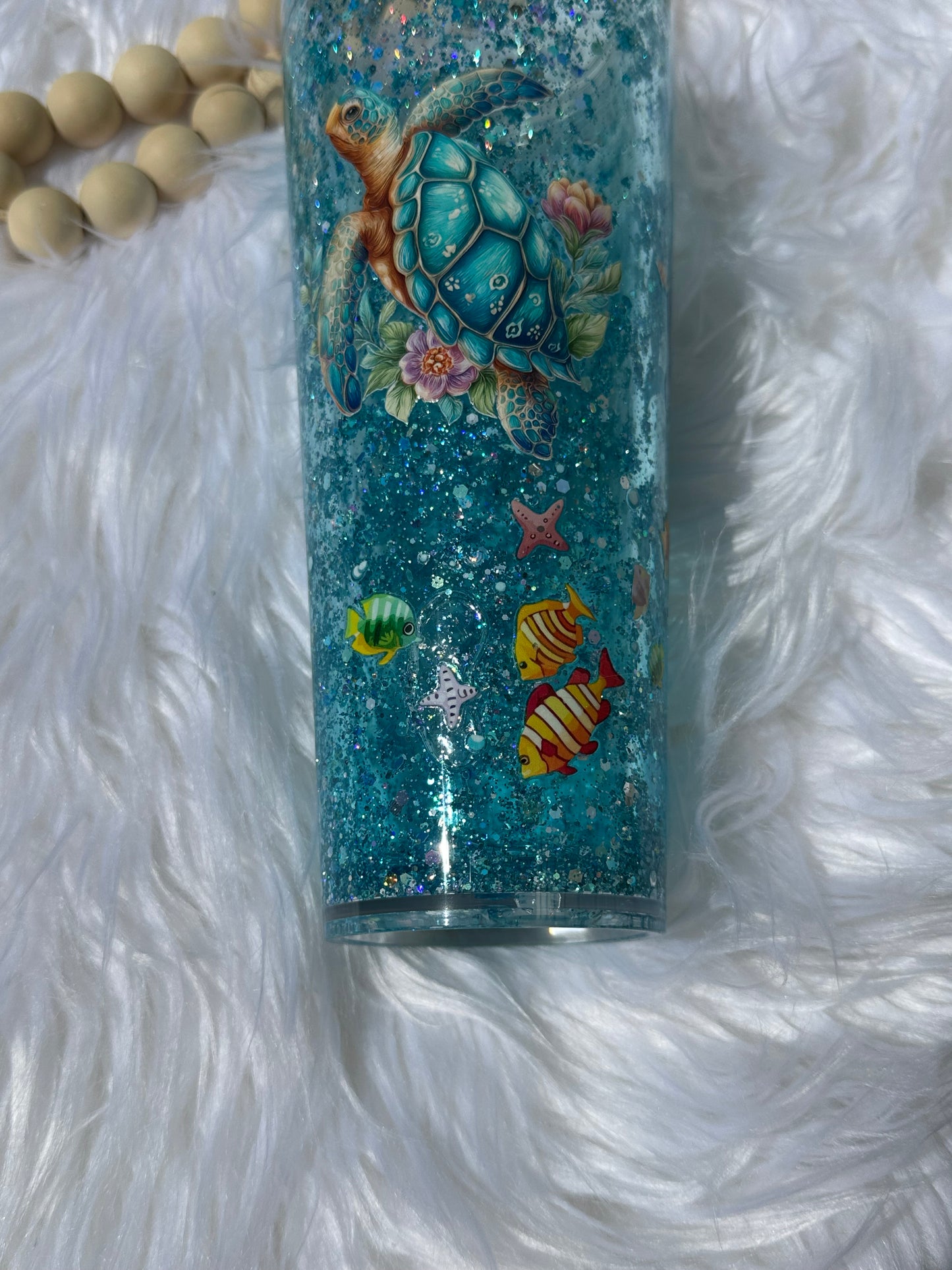Turtle snowglobe