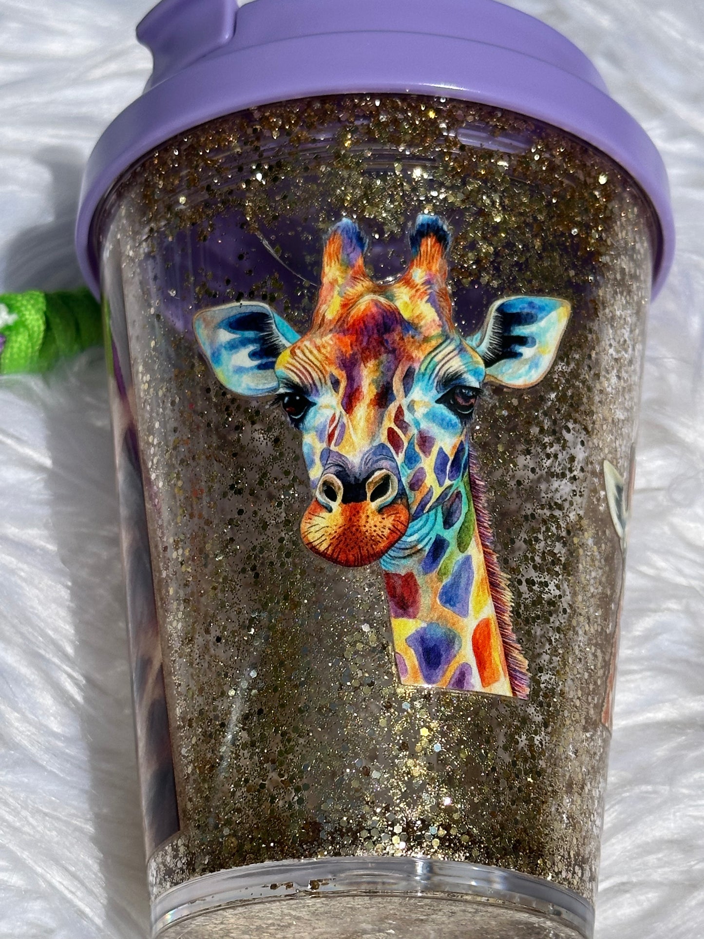 Giraffe snowglobe