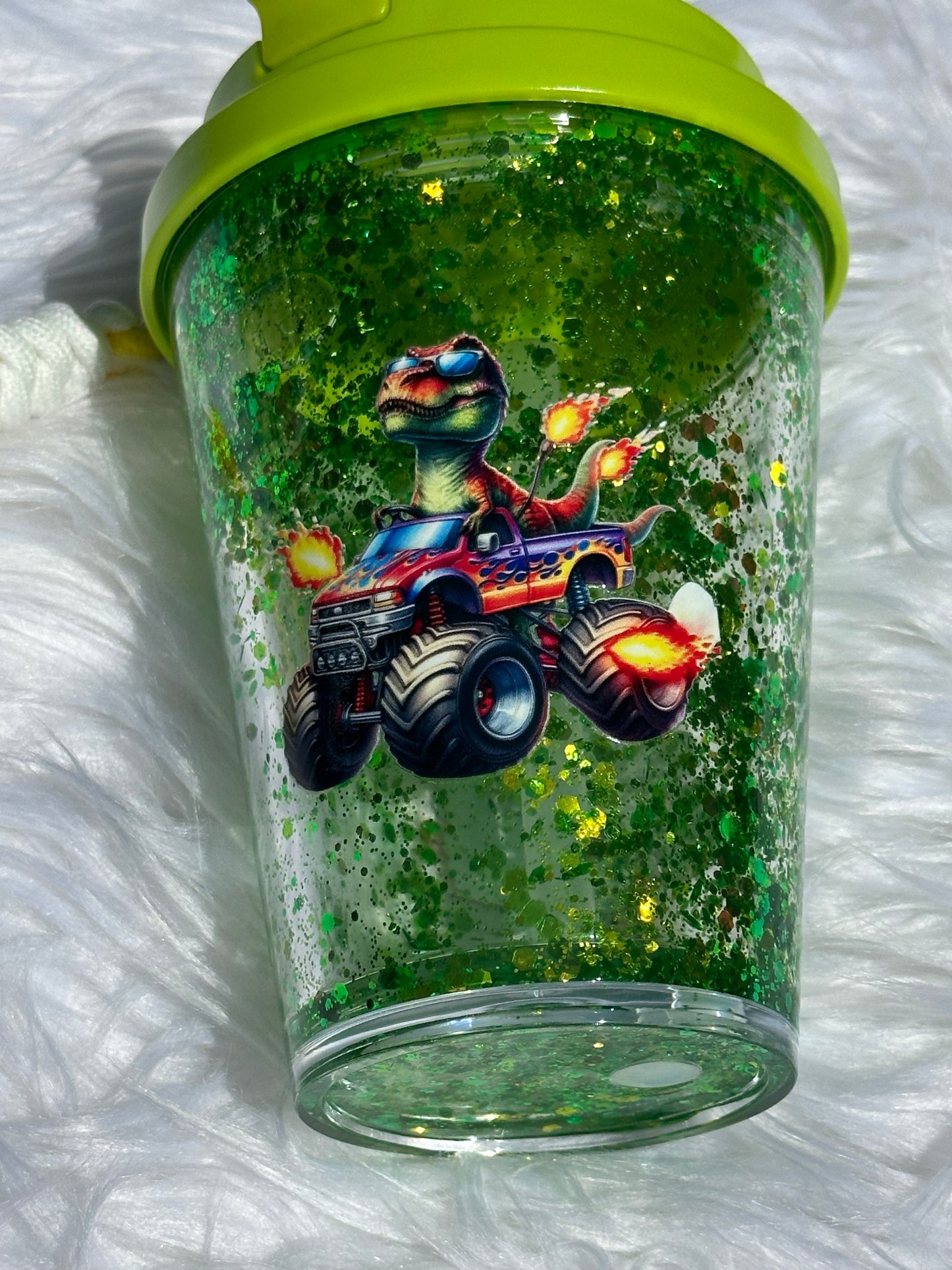 Dino snowglobe