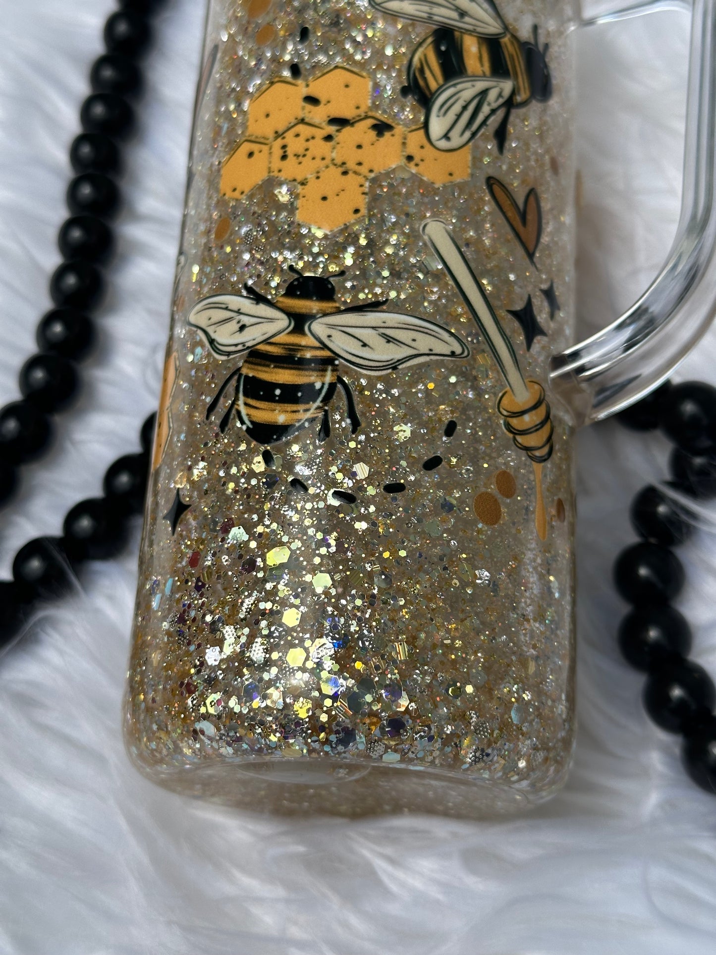 Honey Bee drinking Tumbler